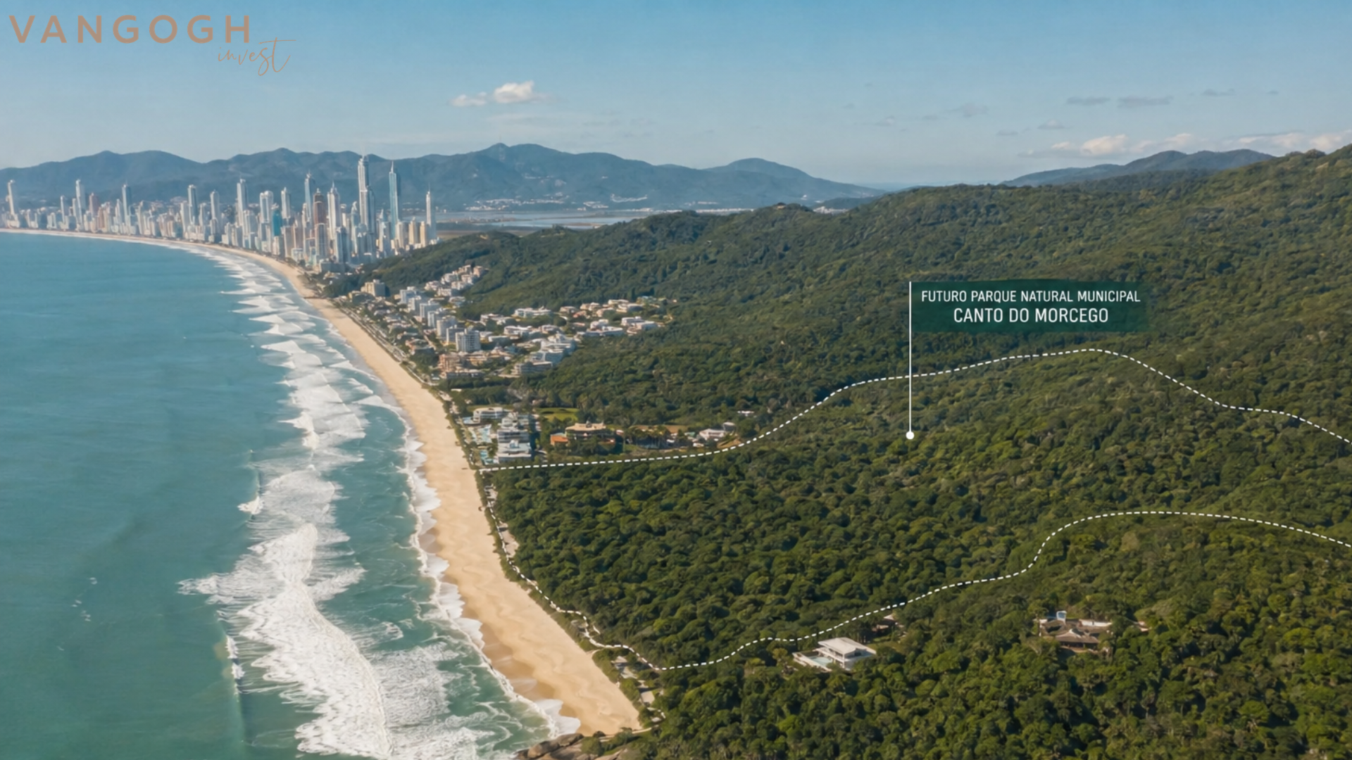 Vista aérea da Praia Brava, região que recebe Masterplan de revitalização de R$120 milhões