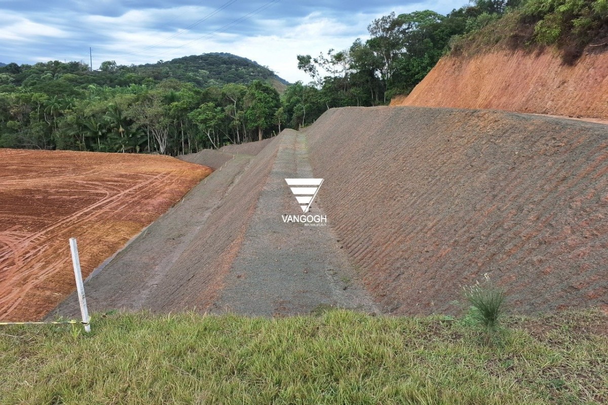 Área Àrea, Várzea do Ranchinho - Camboriú