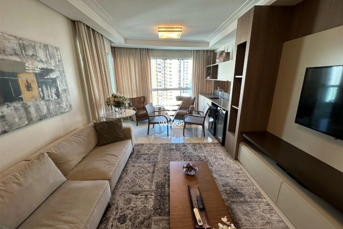 Apartamento 3 dormitórios Vale dos Reis, Quadra Mar - Balneário Camboriú
