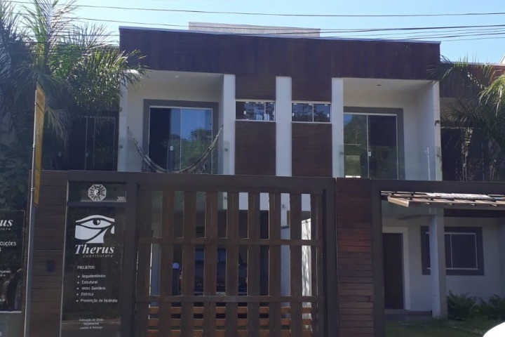 Sobrado 3 dormitórios Residencial Osiris, Praia dos Amores - Balneário Camboriú
