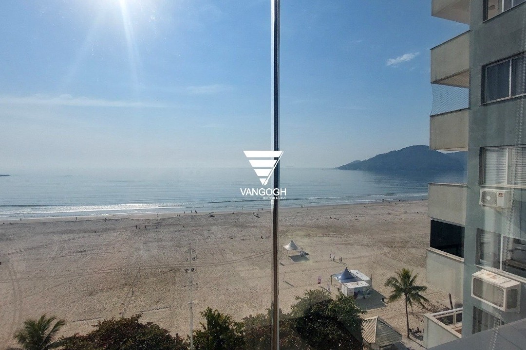 Apartamento 3 dormitórios Neptuno, Frente Mar Centro - Balneário Camboriú