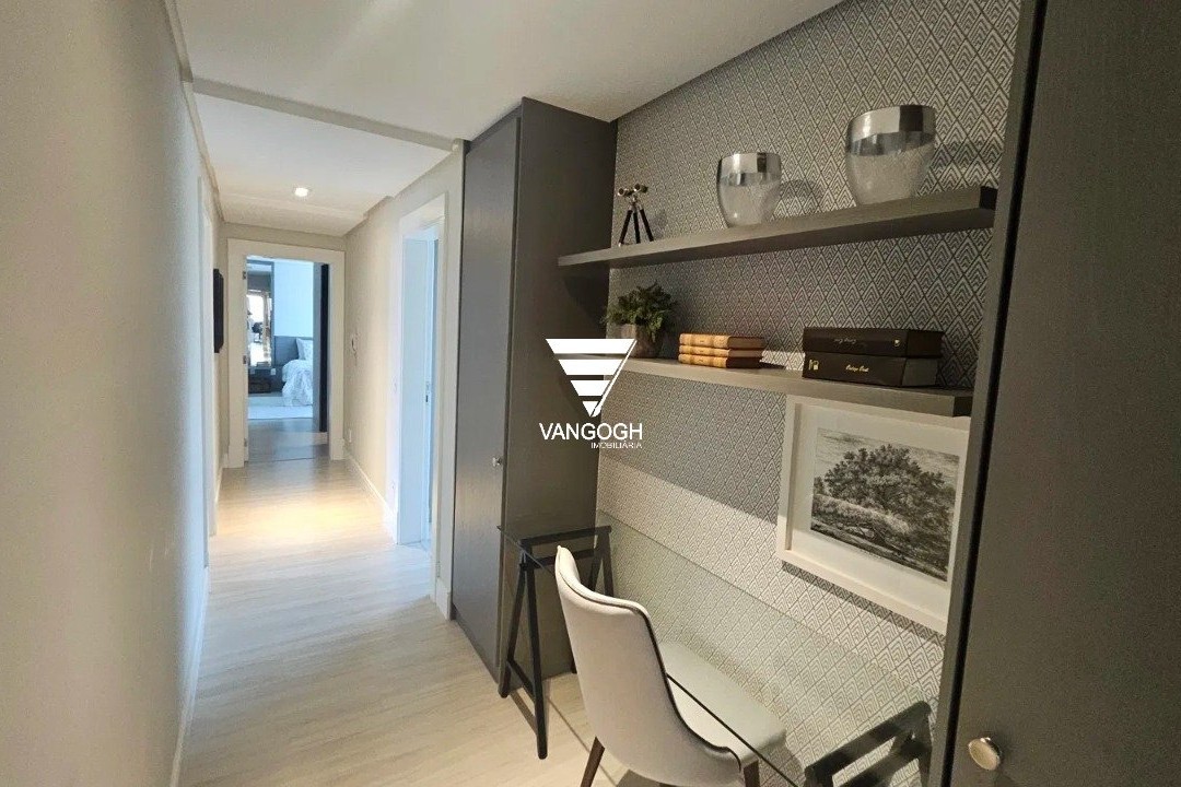 Apartamento 5 dormitórios Sky Tower, Quadra Mar - Balneário Camboriú