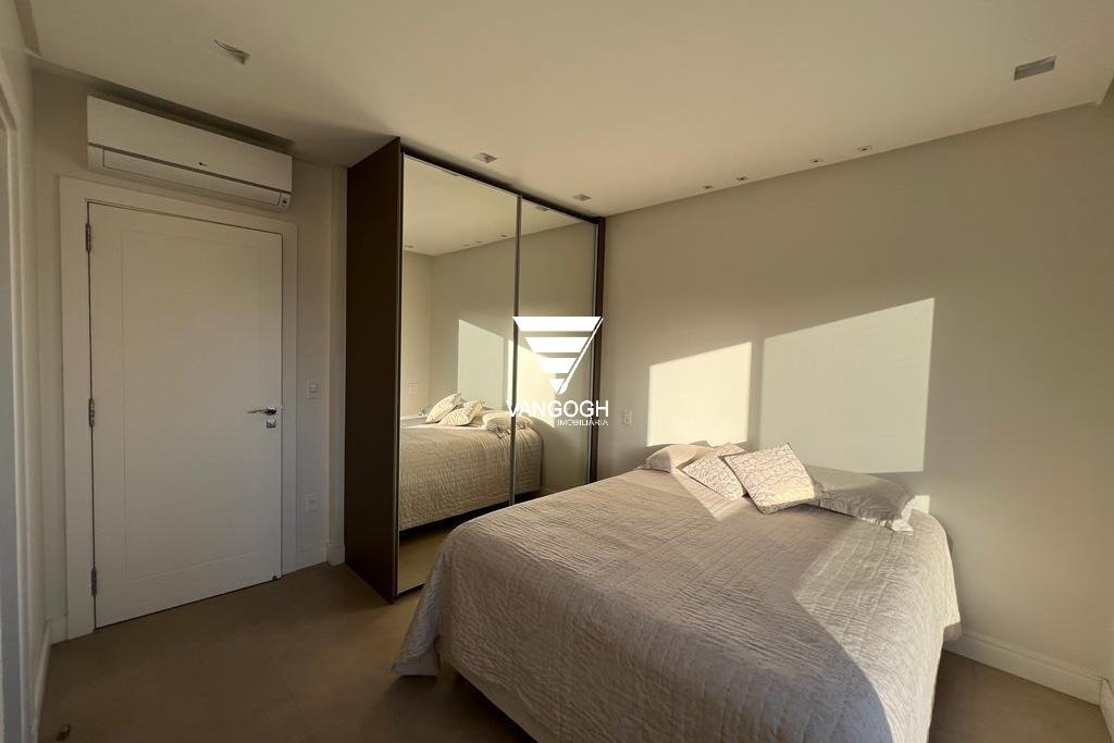 Apartamento 3 dormitórios Privilège Residence, Quadra Mar - Balneário Camboriú