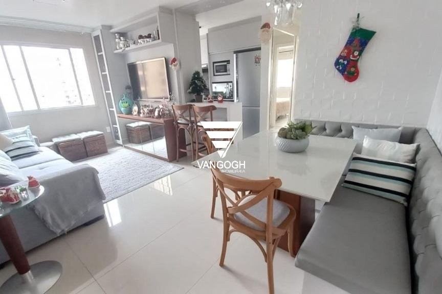 Apartamento 2 dormitórios Acácias, Centro - Balneário Camboriú