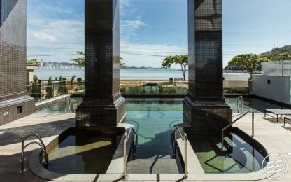 Apartamento 4 dormitórios Baturité Lounge House, Frente Mar - Balneário Camboriú