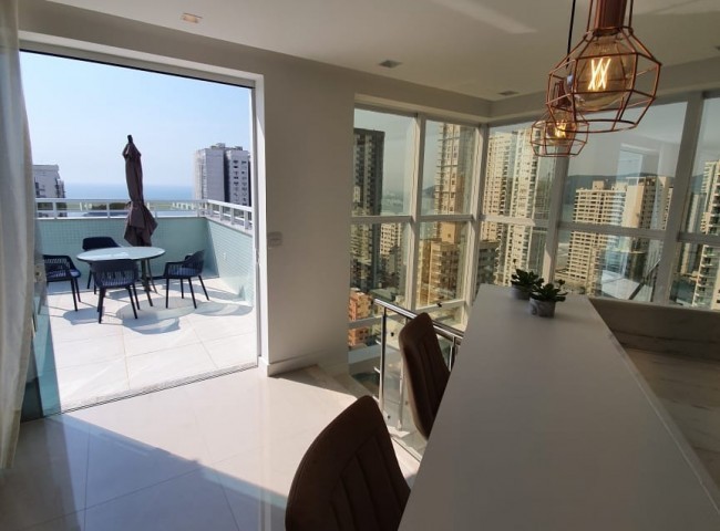 Cobertura 4 dormitórios Evely, Centro - Balneário Camboriú